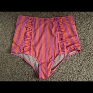 Kortni Jeane Striped Bottoms